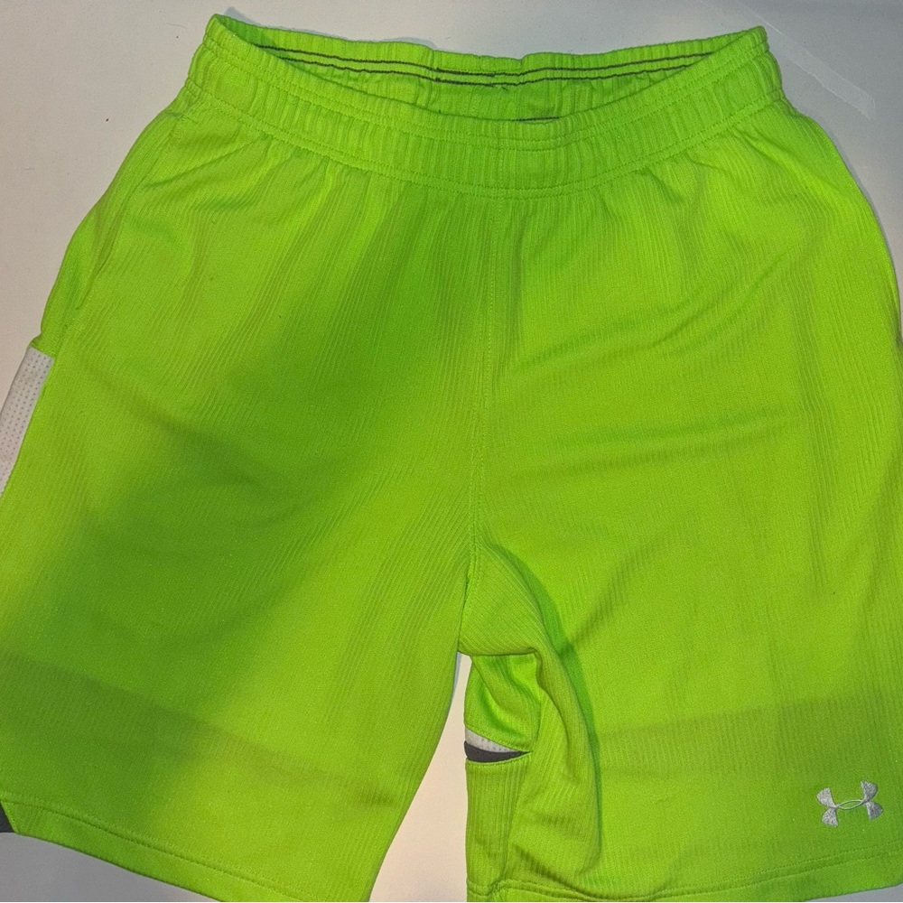Under Armour Men's Neon Green Athletic Shorts